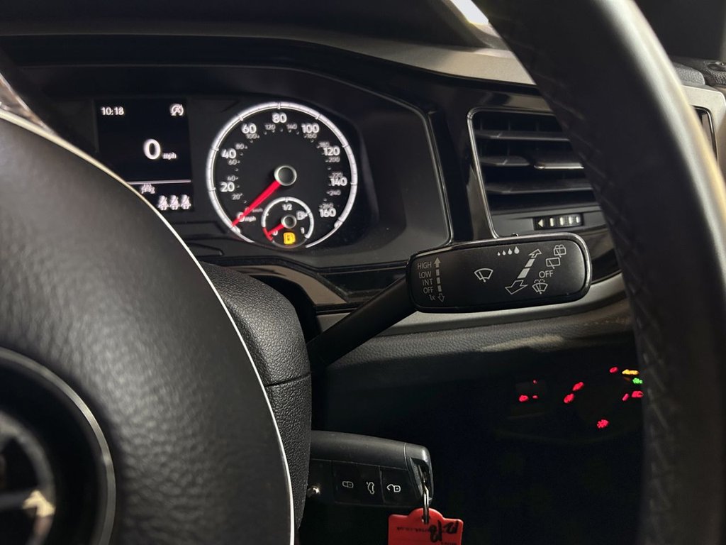 2020 Volkswagen Polo — image 16