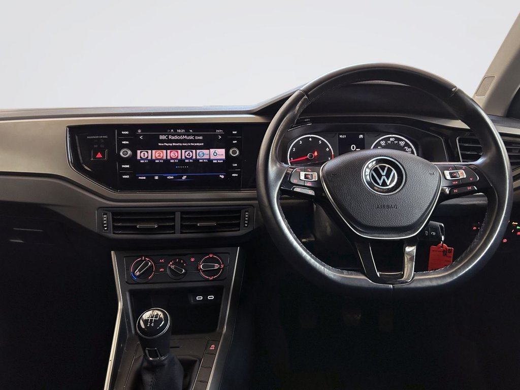 2020 Volkswagen Polo — image 10