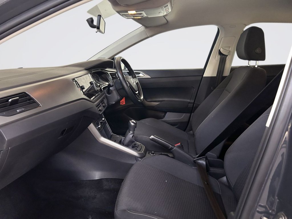 2020 Volkswagen Polo — image 8