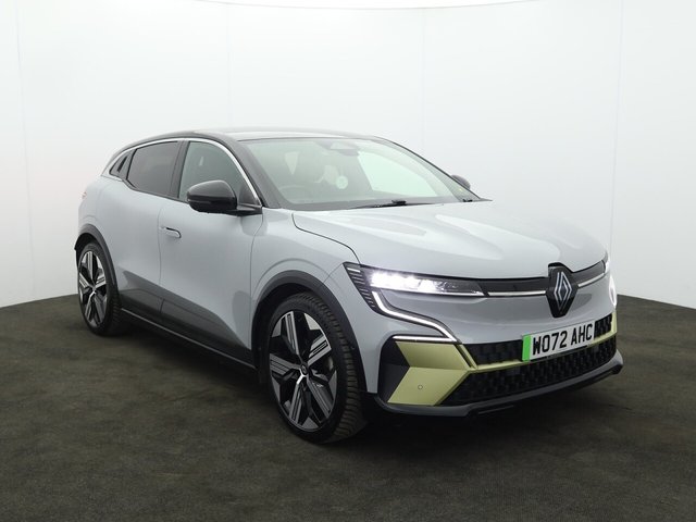 2023 Renault 11