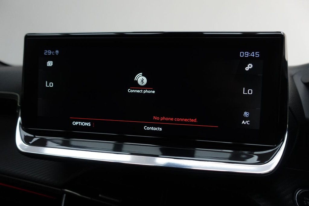 2021 Peugeot 2008 — image 21