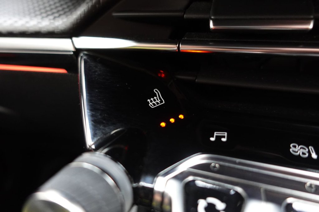 2021 Peugeot 2008 — image 32