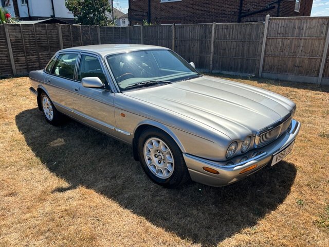 1999 Jaguar XJ