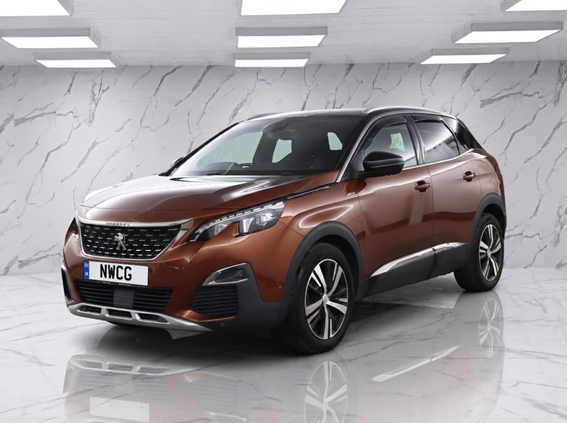 2018 Peugeot 3008 in bronze — photo 2 of 11