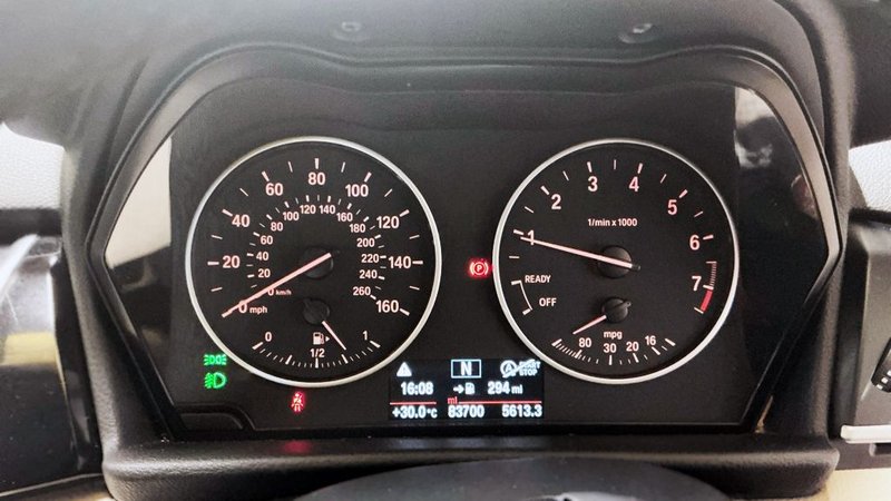 2016 BMW 2 Series Gran Tourer in red — photo 8 of 11
