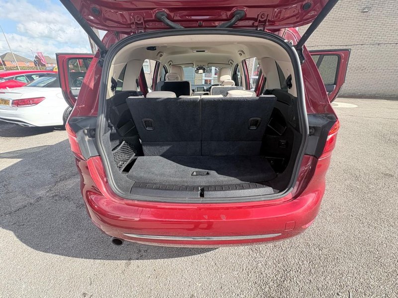 2016 BMW 2 Series Gran Tourer in red — photo 17 of 21