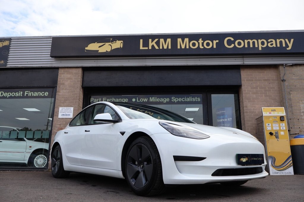 2021 TESLA MODEL 3