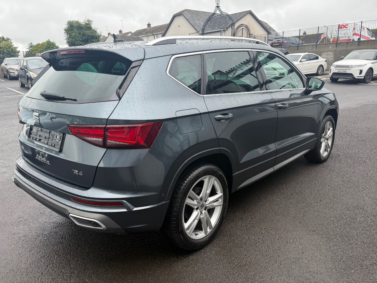 2021 SEAT ATECA 2.0 TDI FR SUV 5dr Diesel DSG 4Drive Euro 6 (s/s) (150 ps) - vehicle photo 5 for sale on PureCar