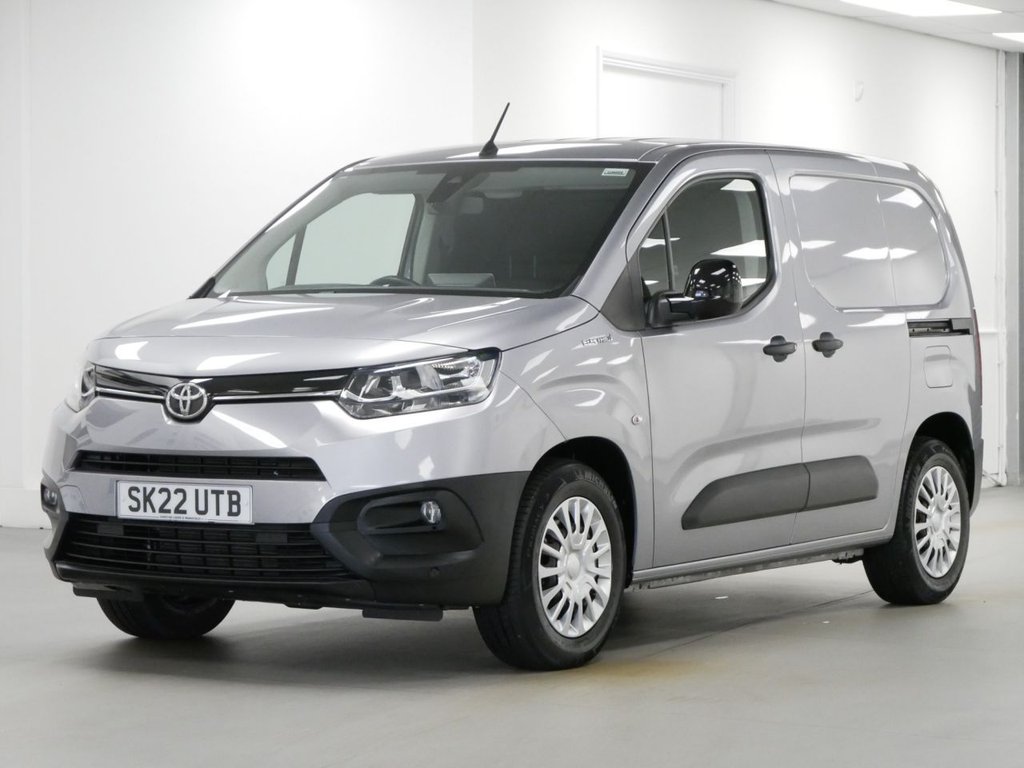 2022 TOYOTA PROACE CITY