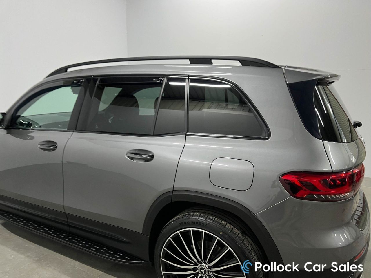 2021 MERCEDES GLB 2.0 GLB220d AMG Line (Premium) SUV 5dr Diesel 8G-DCT 4MATIC Euro 6 (s/s) (1 - vehicle photo 17 for sale on PureCar