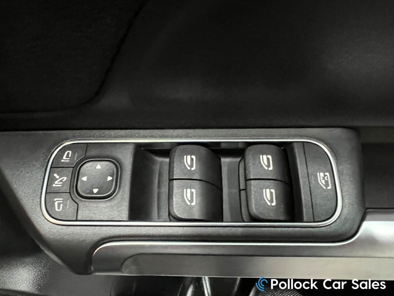 2021 MERCEDES GLB 2.0 GLB220d AMG Line (Premium) SUV 5dr Diesel 8G-DCT 4MATIC Euro 6 (s/s) (1 - vehicle photo 27 for sale on PureCar
