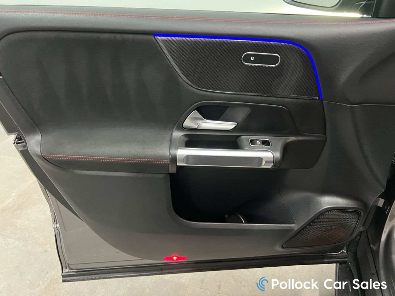 2021 MERCEDES GLB 2.0 GLB220d AMG Line (Premium) SUV 5dr Diesel 8G-DCT 4MATIC Euro 6 (s/s) (1 - vehicle photo 32 for sale on PureCar