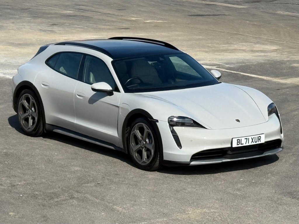2022 PORSCHE TAYCAN