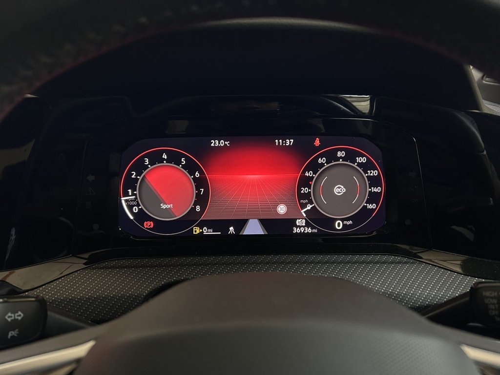 2024 Volkswagen Golf — image 15