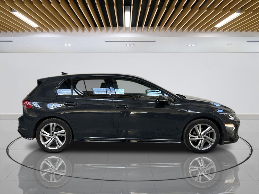 2024 Volkswagen Golf — image 8