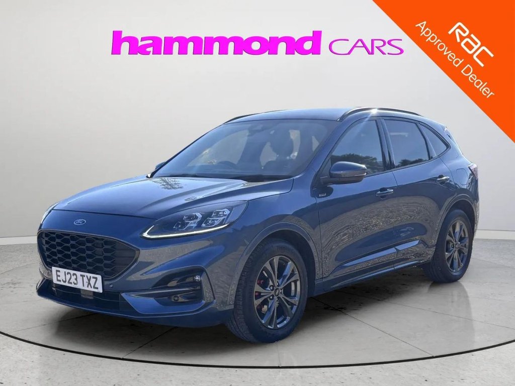 2023 Ford Kuga — image 1