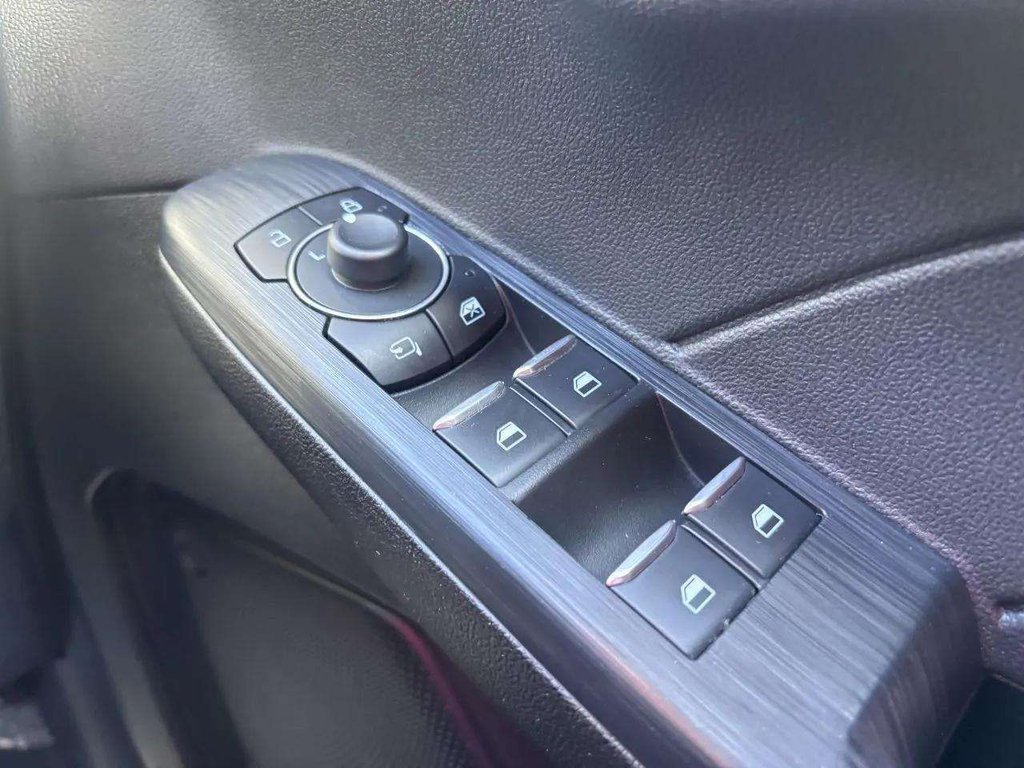 2023 Ford Kuga — image 9