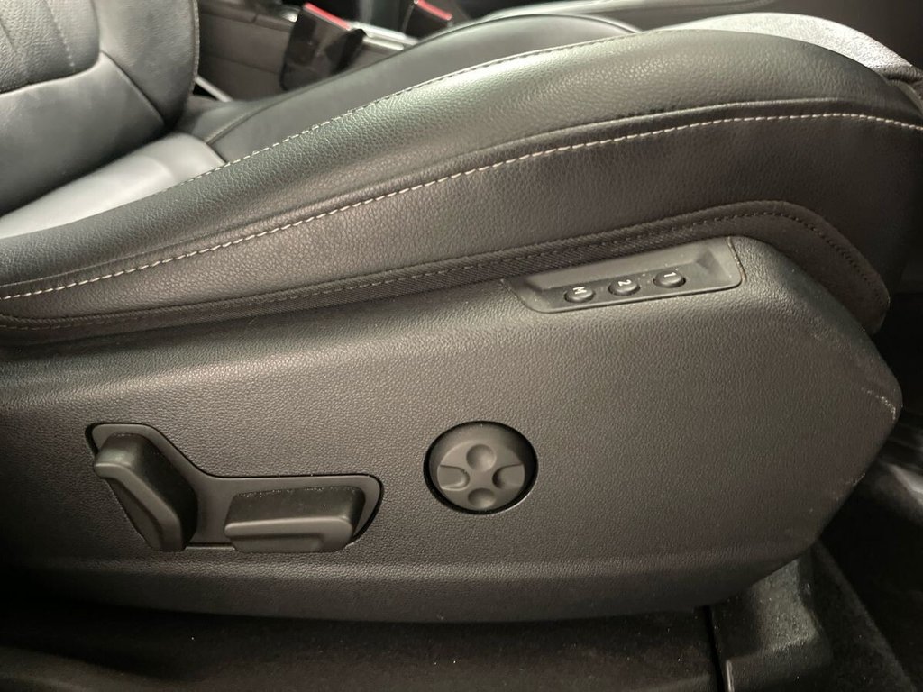 2020 Vauxhall Grandland X — image 2