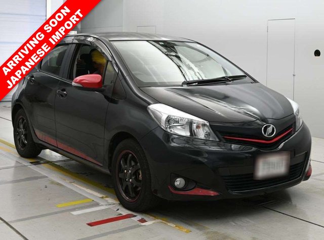 2013 Toyota Vitz