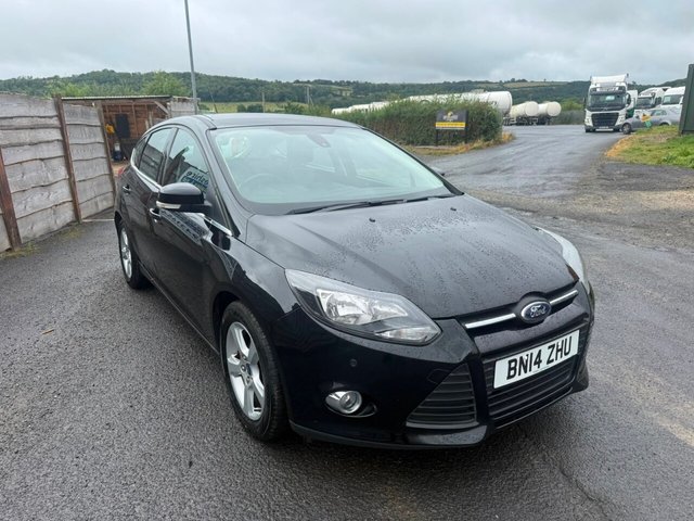 2014 FORD FOCUS 1.6 TDCI ZETEC NAVIGATOR HATCHBACK 5DR DIESEL MANUAL EURO 5 S S... photo