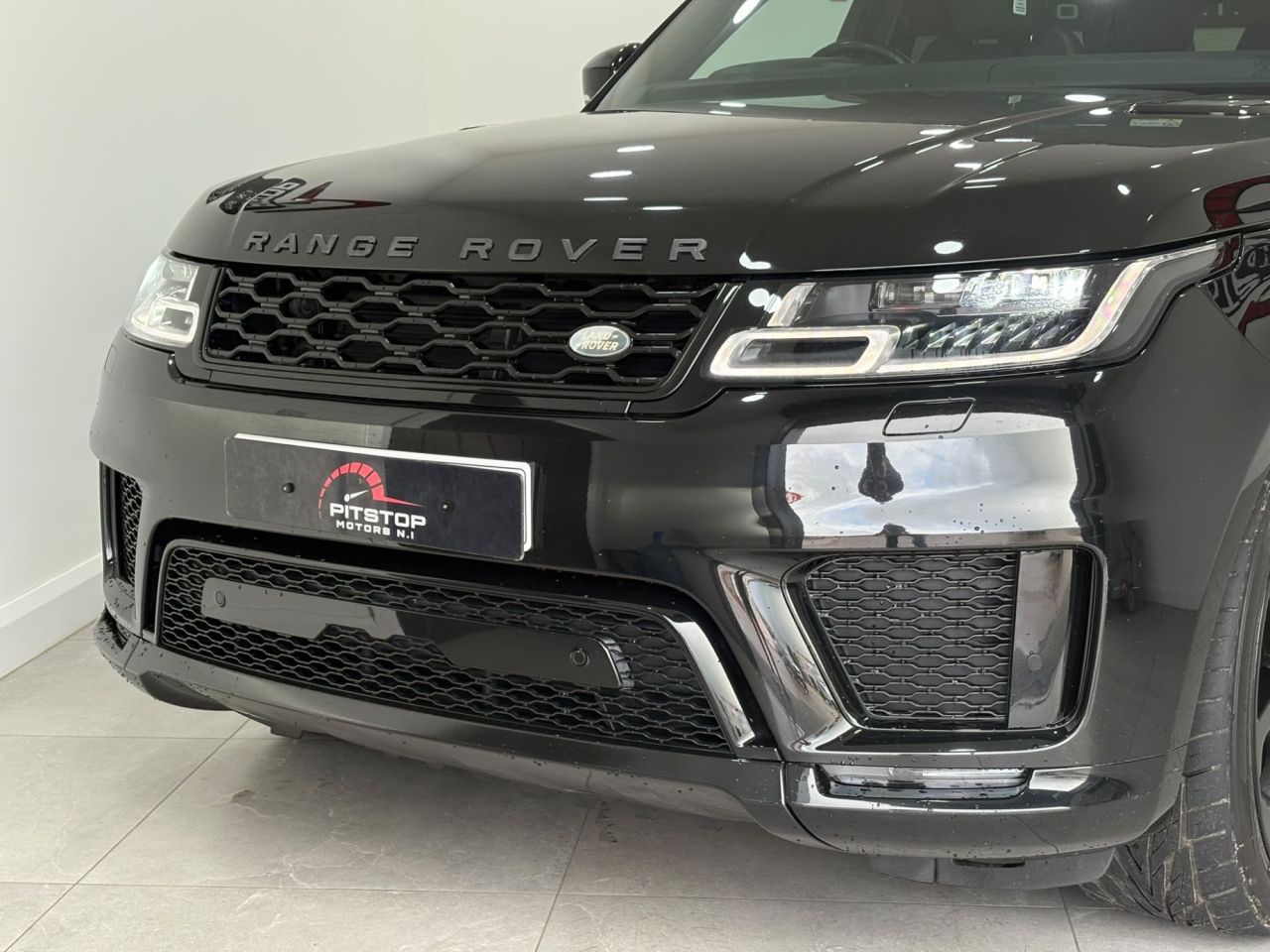 2019 LAND ROVER RANGE ROVER SPORT 3.0 SD V6 HSE Dynamic SUV 5dr Diesel Auto 4WD Euro 6 (s/s) (306 ps) - vehicle photo 4 for sale on PureCar