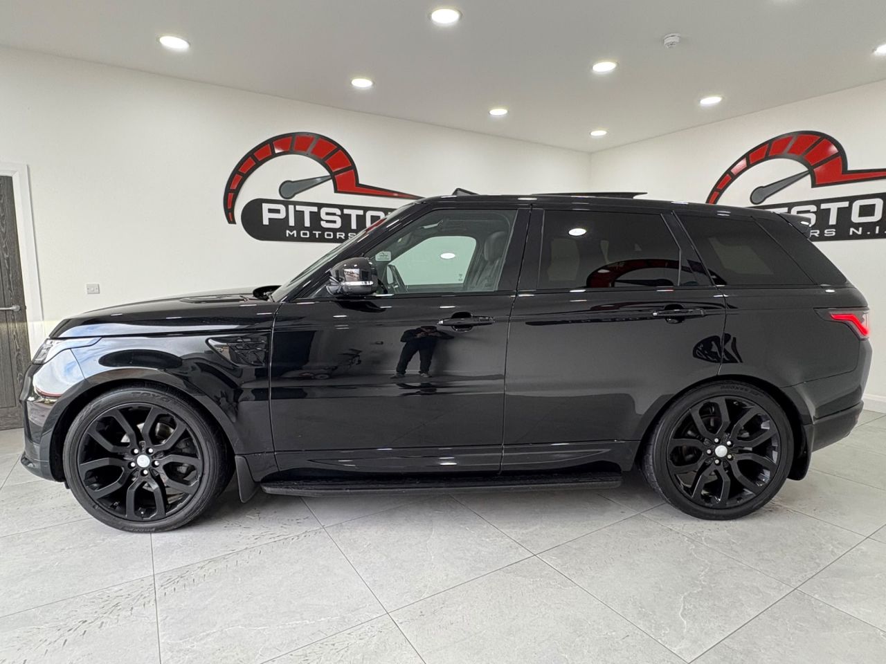 2019 LAND ROVER RANGE ROVER SPORT 3.0 SD V6 HSE Dynamic SUV 5dr Diesel Auto 4WD Euro 6 (s/s) (306 ps) - vehicle photo 10 for sale on PureCar