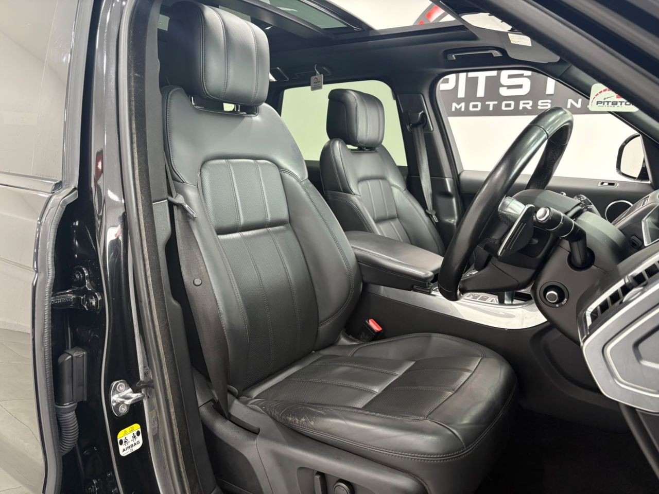2019 LAND ROVER RANGE ROVER SPORT 3.0 SD V6 HSE Dynamic SUV 5dr Diesel Auto 4WD Euro 6 (s/s) (306 ps) - vehicle photo 39 for sale on PureCar