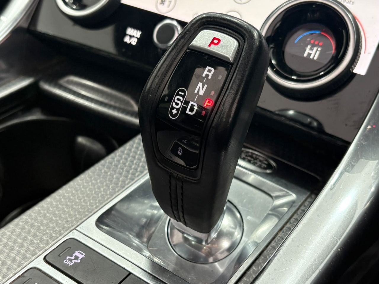 2019 LAND ROVER RANGE ROVER SPORT 3.0 SD V6 HSE Dynamic SUV 5dr Diesel Auto 4WD Euro 6 (s/s) (306 ps) - vehicle photo 50 for sale on PureCar