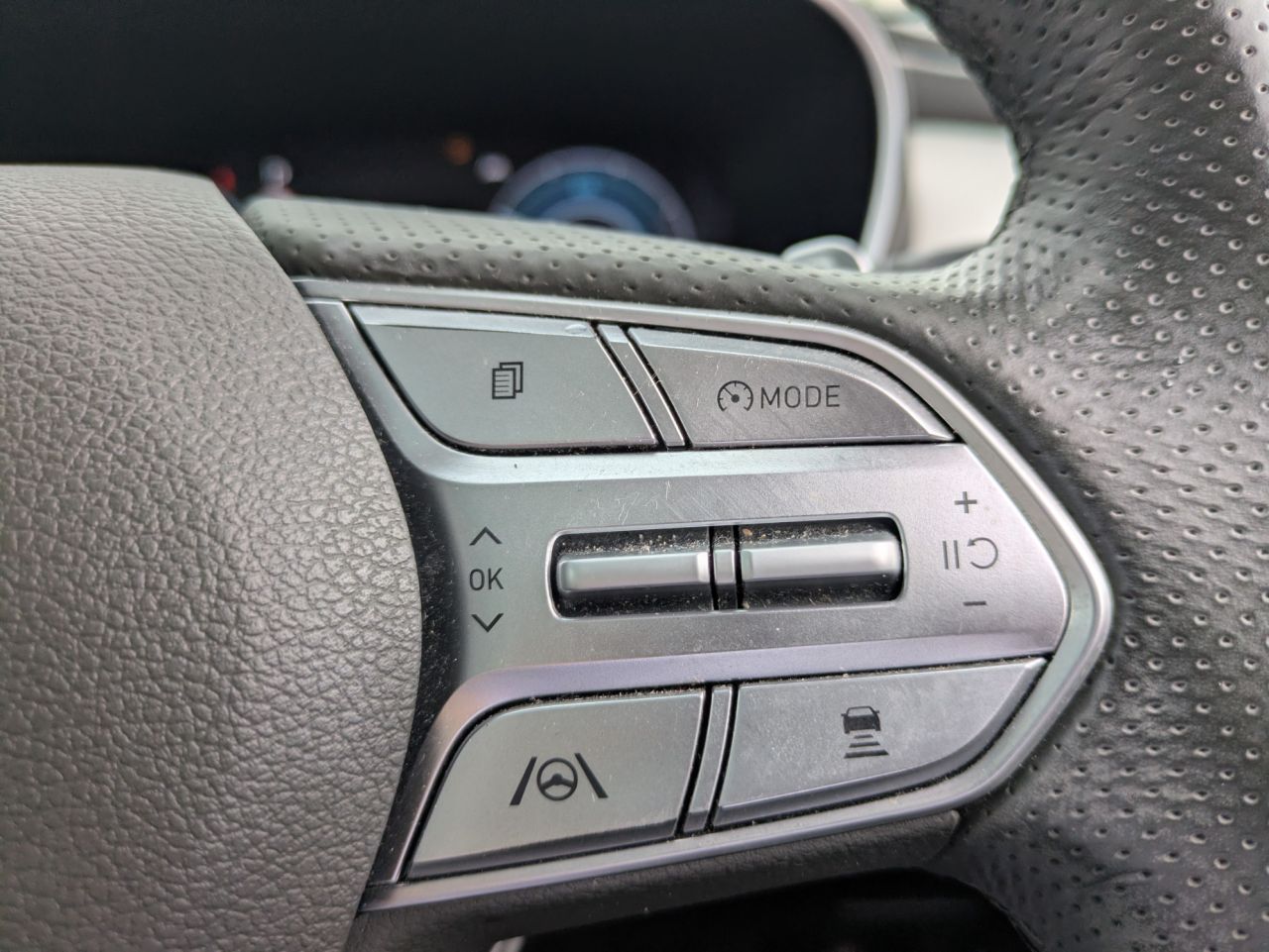 2022 HYUNDAI SANTA FE 1.6 h T-GDi Ultimate SUV 5dr Petrol Hybrid Auto 4WD Euro 6 (s/s) (230 ps) - vehicle photo 14 for sale on PureCar
