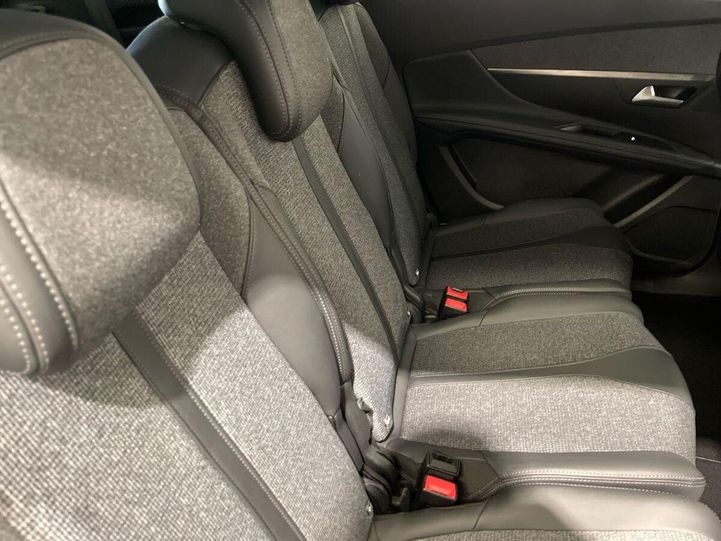 2020 Peugeot 5008 — image 18