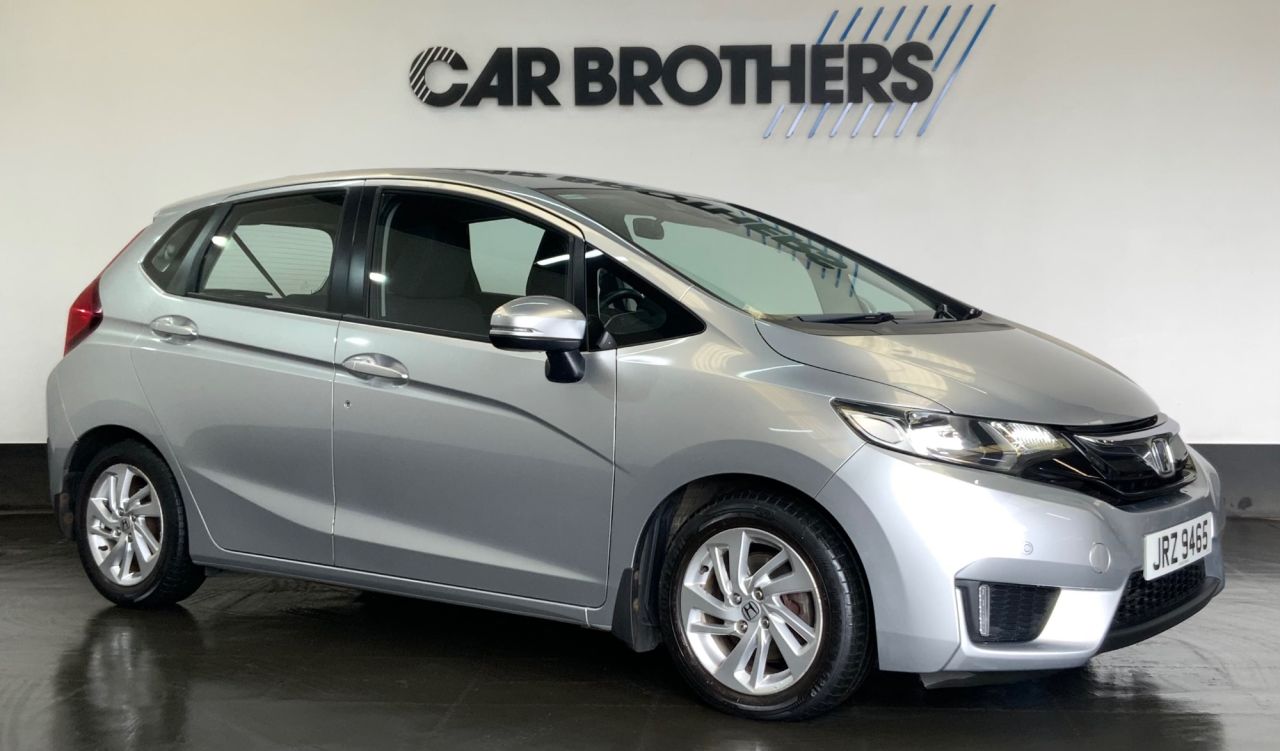 2015 HONDA JAZZ 1.3 i-VTEC SE Hatchback 5dr Petrol Manual Euro 6 (s/s) (102 ps) - vehicle photo 2 for sale on PureCar