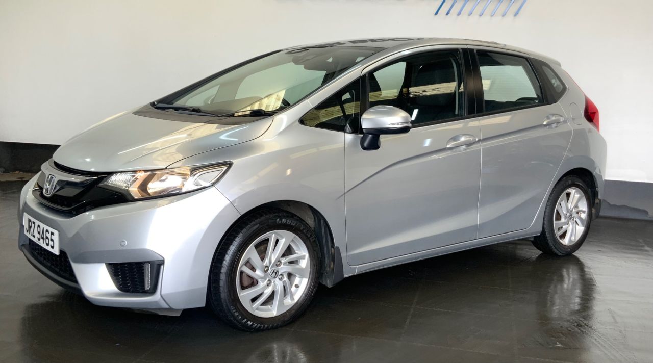 2015 HONDA JAZZ 1.3 i-VTEC SE Hatchback 5dr Petrol Manual Euro 6 (s/s) (102 ps) - vehicle photo 5 for sale on PureCar