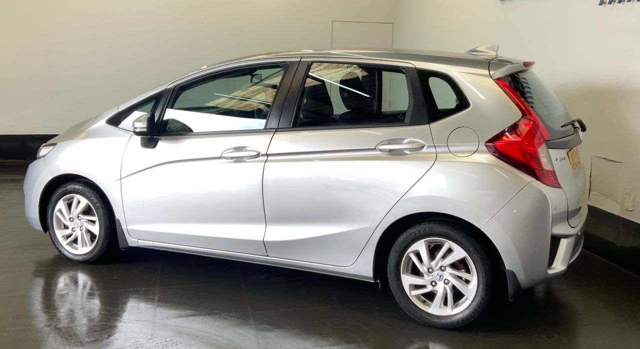 2015 HONDA JAZZ 1.3 i-VTEC SE Hatchback 5dr Petrol Manual Euro 6 (s/s) (102 ps) - vehicle photo 8 for sale on PureCar