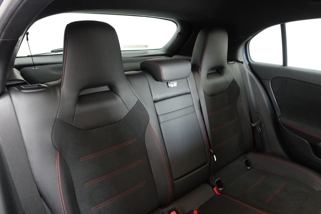 2019 Mercedes-Benz A-Class — image 7