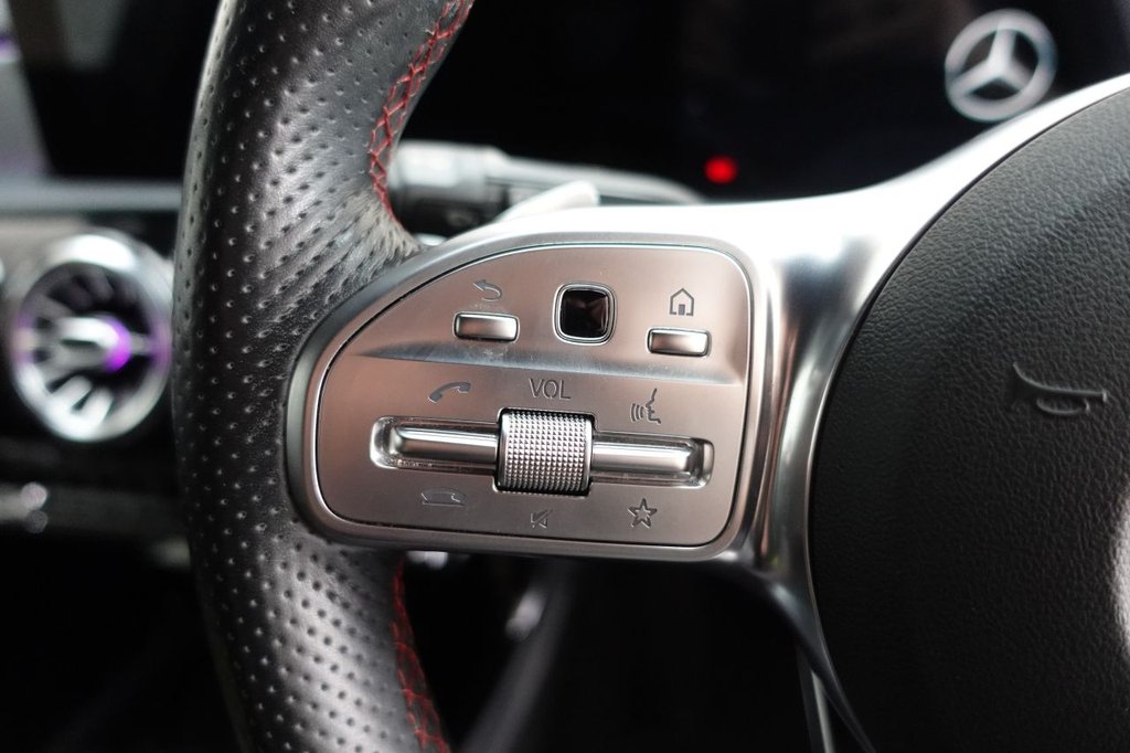 2019 Mercedes-Benz A-Class — image 18