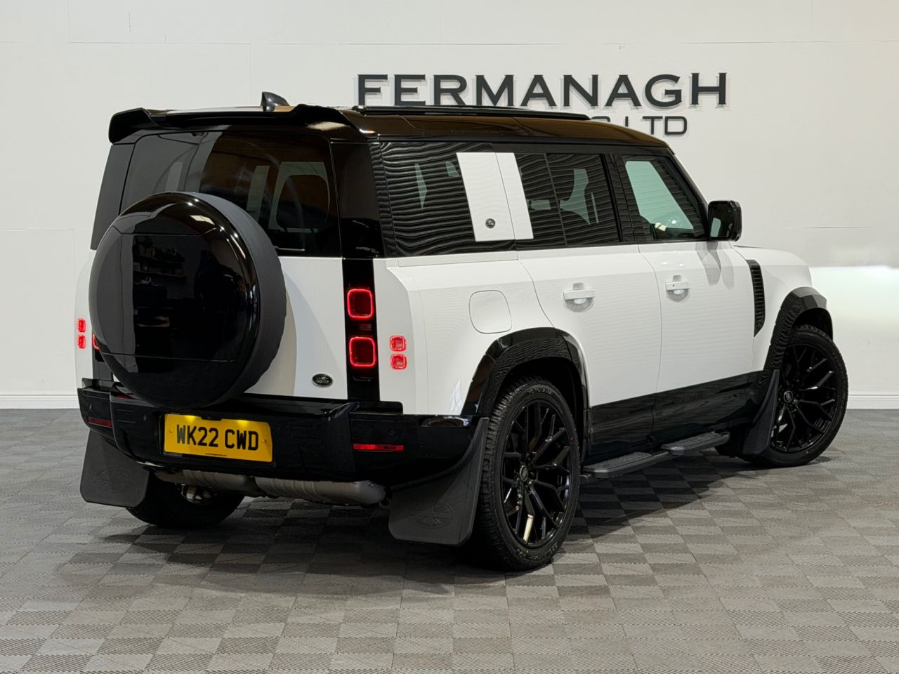 2022 LAND ROVER DEFENDER 3.0 D250 MHEV SE SUV 5dr Diesel Auto 4WD Euro 6 (s/s) (250 ps) 7-SEATER! - vehicle photo 6 for sale on PureCar