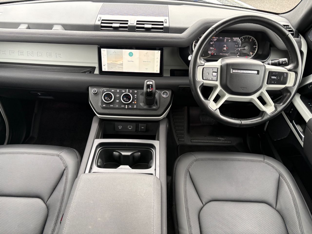 2022 LAND ROVER DEFENDER 3.0 D250 MHEV SE SUV 5dr Diesel Auto 4WD Euro 6 (s/s) (250 ps) 7-SEATER! - vehicle photo 10 for sale on PureCar