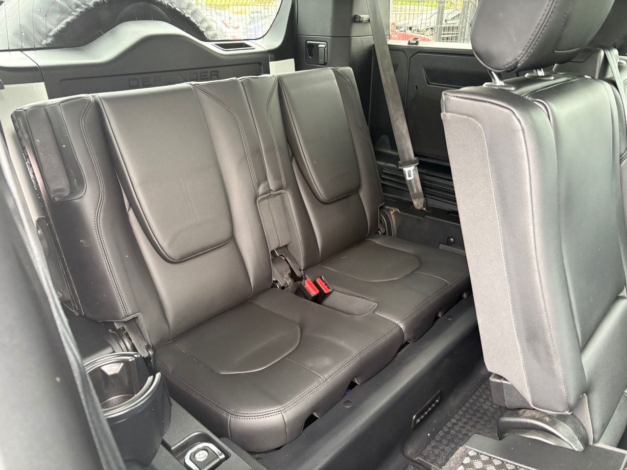 2022 LAND ROVER DEFENDER 3.0 D250 MHEV SE SUV 5dr Diesel Auto 4WD Euro 6 (s/s) (250 ps) 7-SEATER! - vehicle photo 13 for sale on PureCar