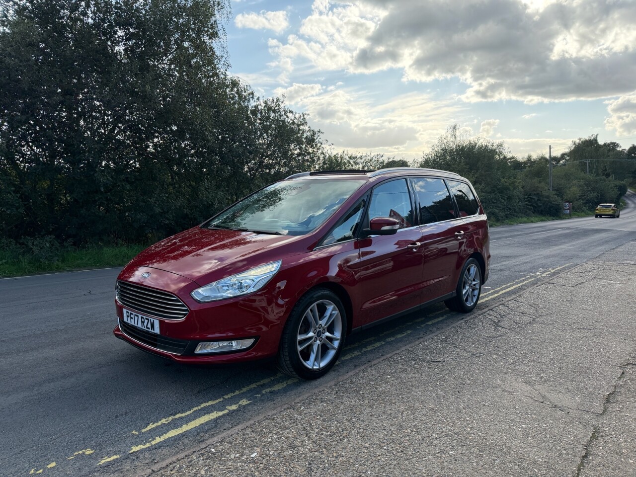 2017 Ford Galaxy