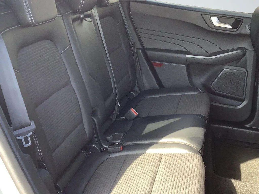 2023 Ford Kuga — image 11