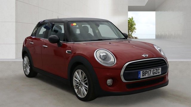 2017 MINI HATCH