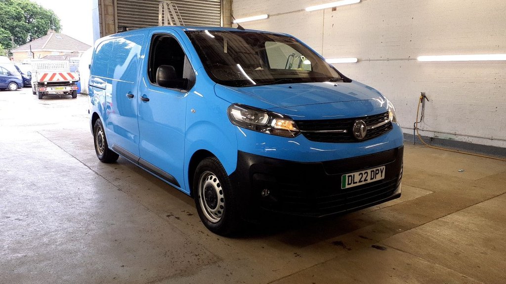2022 VAUXHALL VIVARO