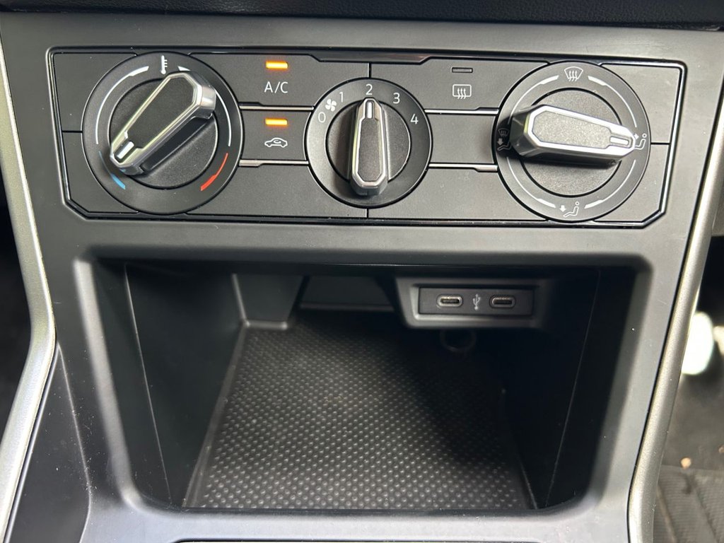 2021 Volkswagen Polo — image 39