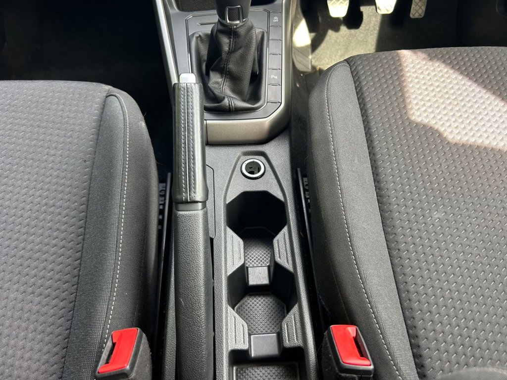 2021 Volkswagen Polo — image 40