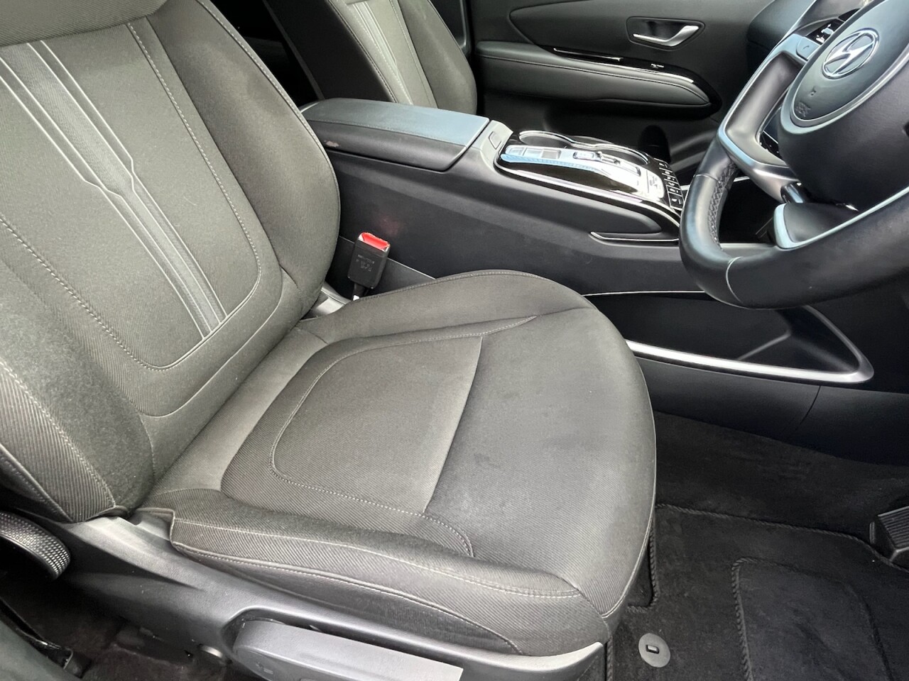 2022 HYUNDAI TUCSON 1.6 h T-GDi Premium SUV 5dr Petrol Hybrid Auto Euro 6 (s/s) (230 ps) - vehicle photo 12 for sale on PureCar