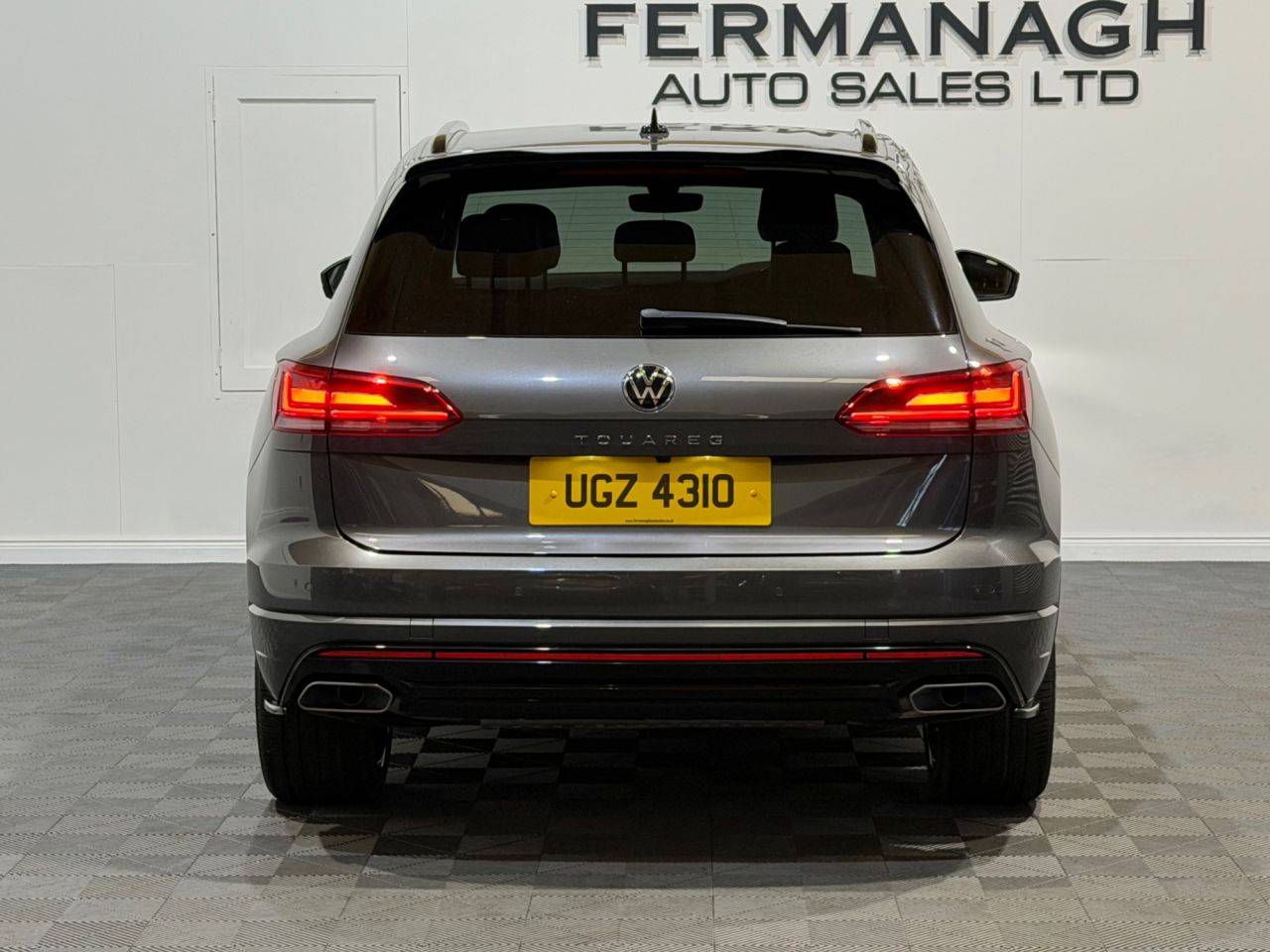 2021 VOLKSWAGEN TOUAREG 3.0 TDI V6 R-Line SUV 5dr Diesel Tiptronic 4Motion Euro 6 (s/s) (286 ps) - vehicle photo 9 for sale on PureCar