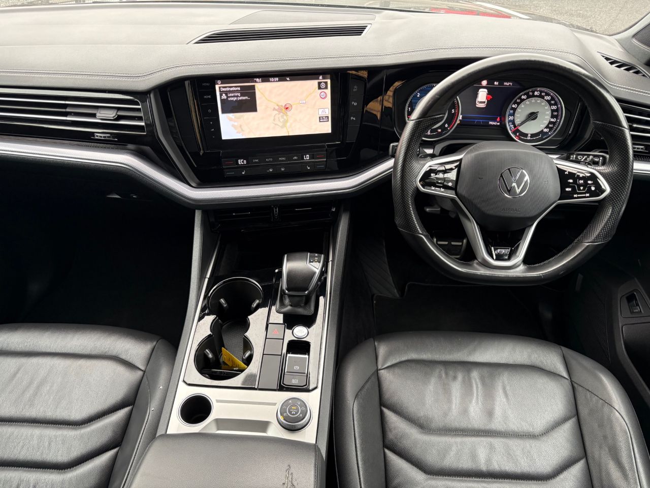 2021 VOLKSWAGEN TOUAREG 3.0 TDI V6 R-Line SUV 5dr Diesel Tiptronic 4Motion Euro 6 (s/s) (286 ps) - vehicle photo 11 for sale on PureCar