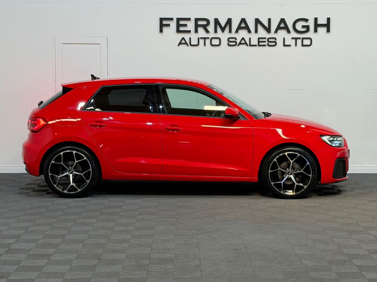 2023 AUDI A1 Technik - vehicle photo 3 for sale on PureCar
