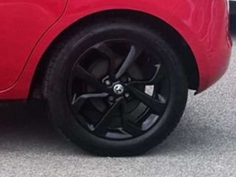 2019 Vauxhall Corsa in red — photo 7 of 19