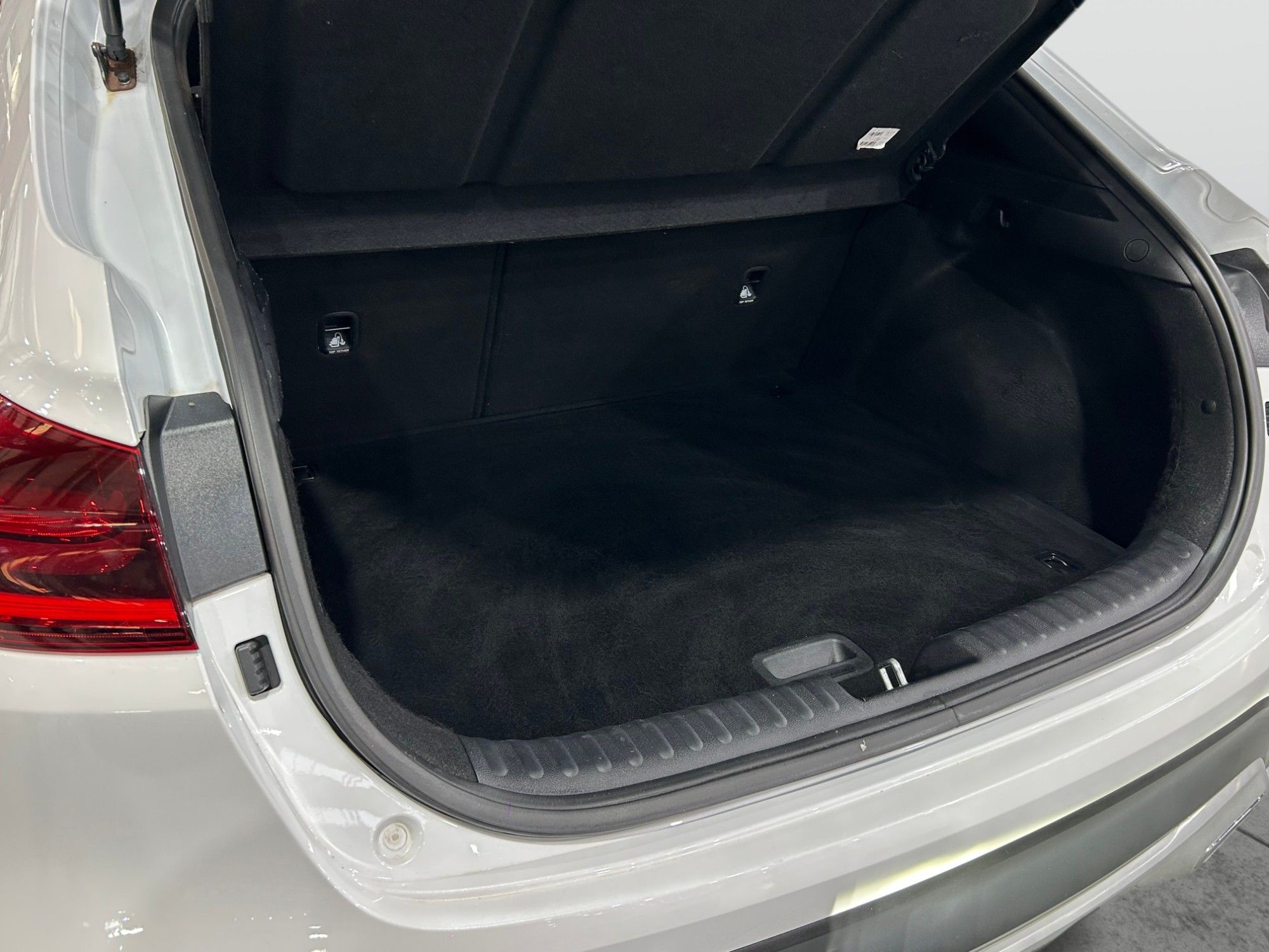 2022 Kia XCeed — image 7